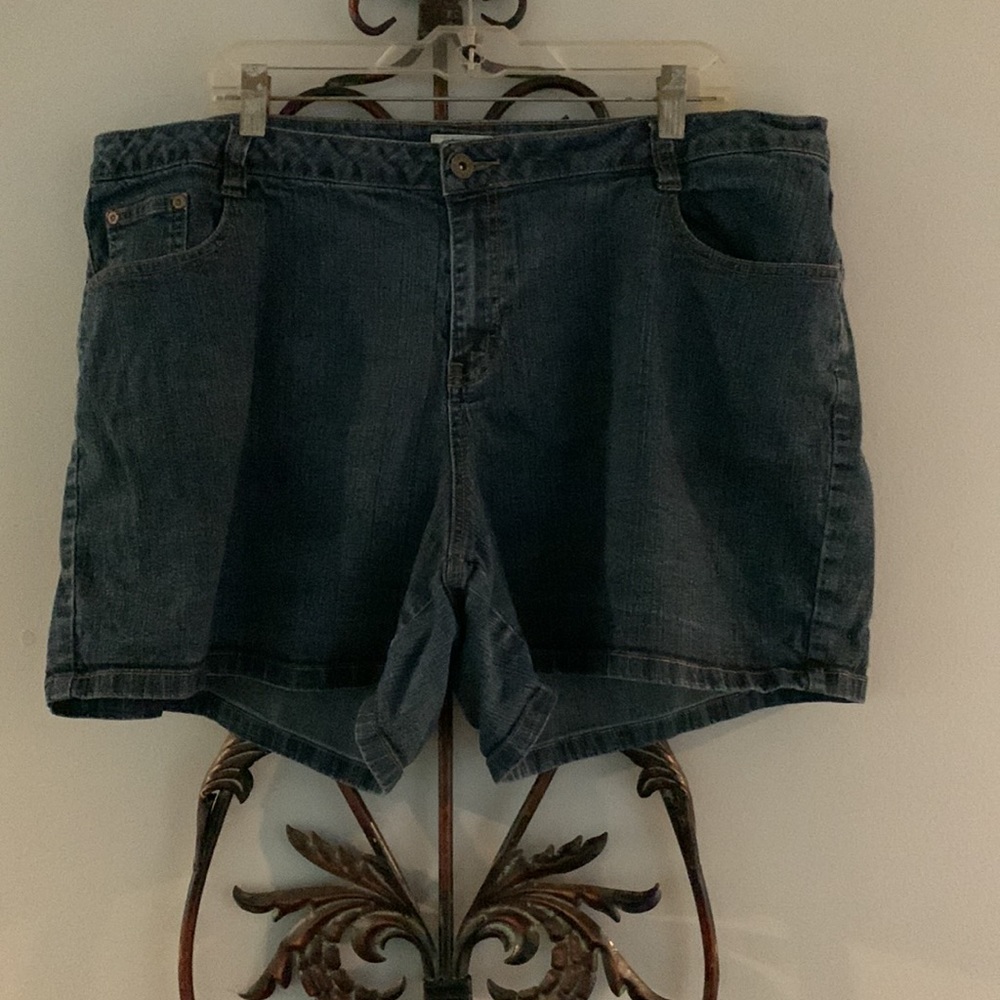 Cato denim short size 22W - Picture 2 of 4